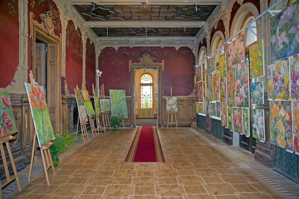 art gallery